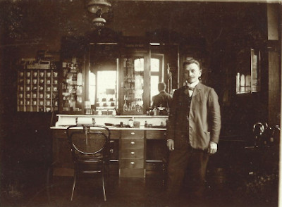 "Flyer" zur Gesch&auml;ftser&ouml;ffnung am 1. Jan. 1904 in Salzbergen